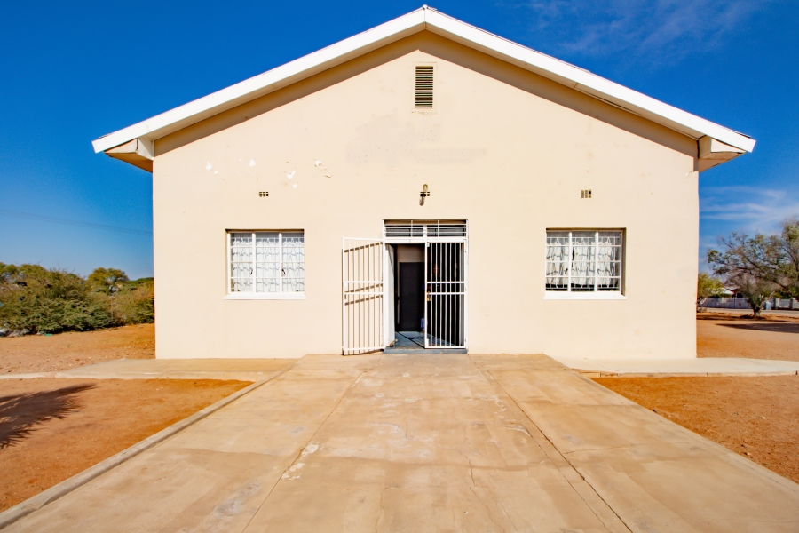 2 Bedroom Property for Sale in Keimoes Northern Cape